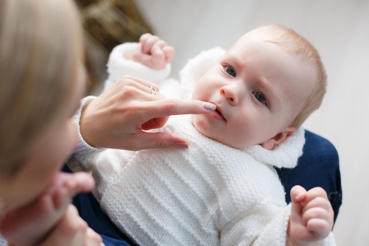 Бебешки зъби - как да полагаме грижа за тях