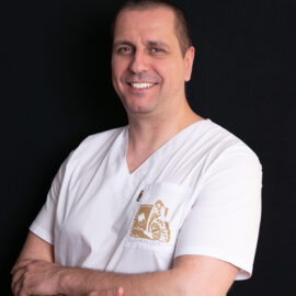 д-р Богдан Кръстев - специалист оперативно зъболечение и ендодонтия