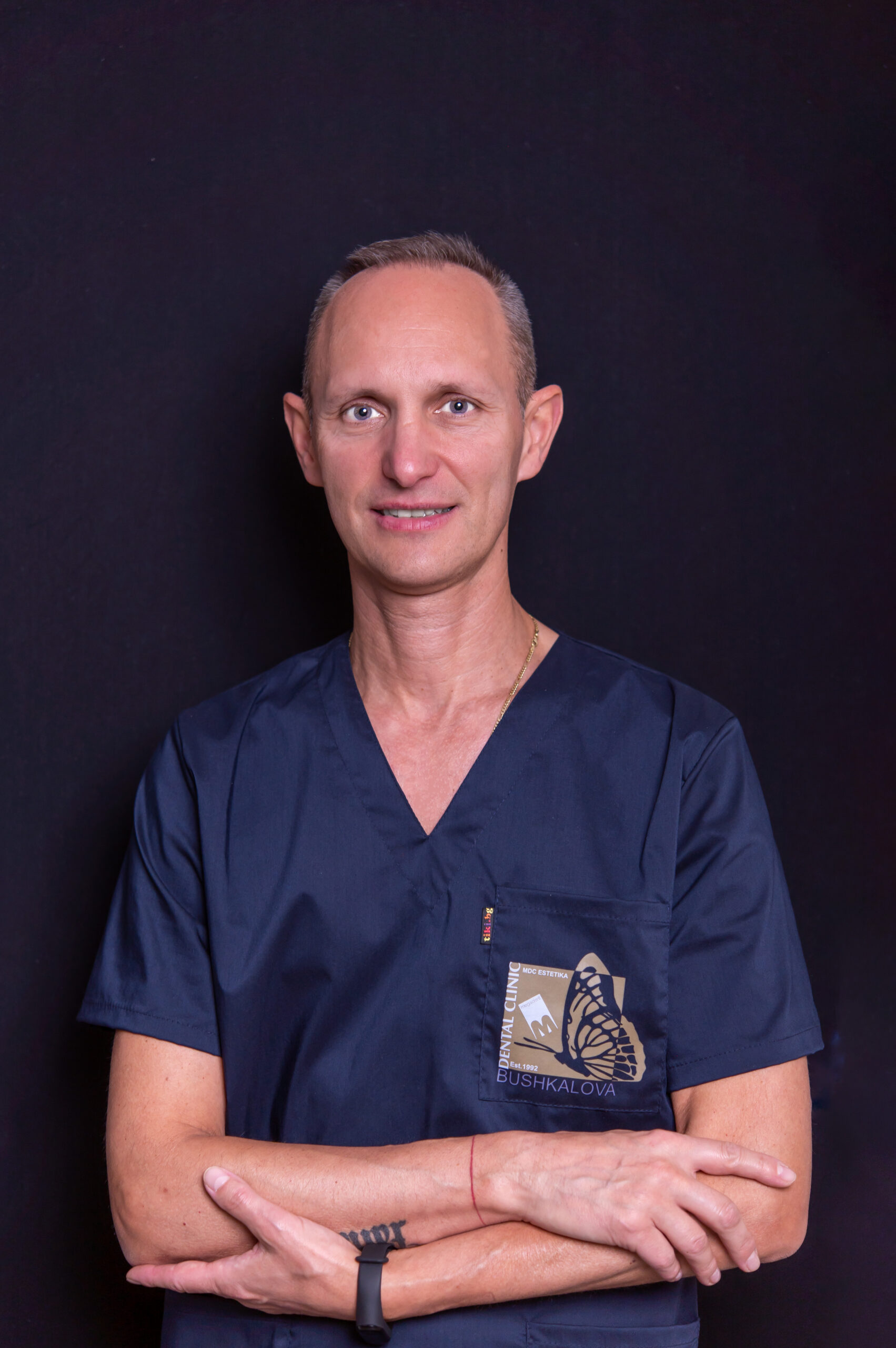 Д-р Мартин Трифонов - Дентална клиника Бушкалова