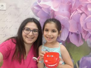 Детска стоматология - Специализирана дентална клиника Бушкалова